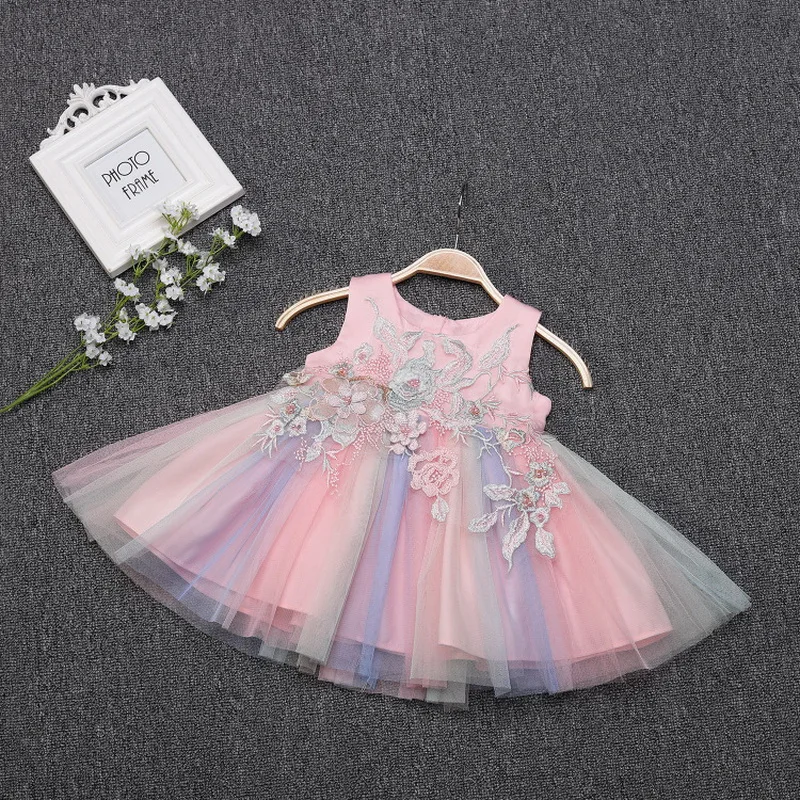 

Rainbow Baby Girl Dresses 2019 Summer New Embroidery Beading First Birthday Princess Party Wedding Dress Christening Gown E703