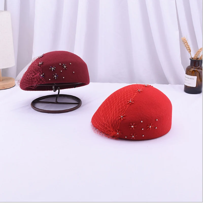 Берет из 100% шерсти фетровый женский Британская модная шляпа стразы вечерний