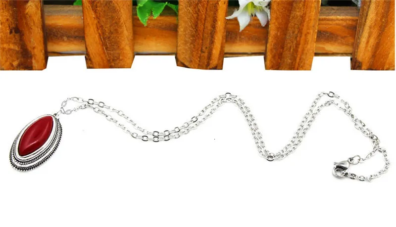 Double Layer Rhombus Red Stone Set Retro Necklace Earrings Set For Women Antique Silver Plated Fashion Jewelry