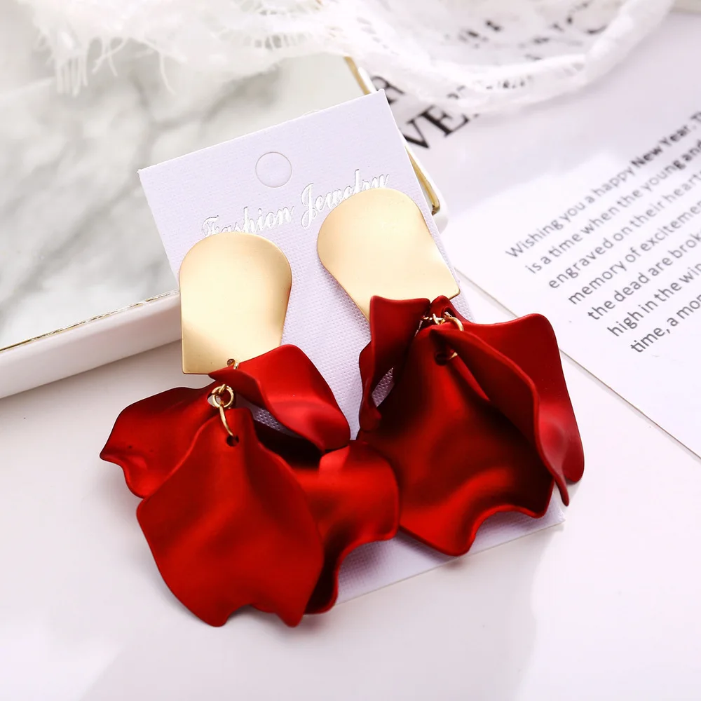 Женские винтажные серьги с подвеской в виде красных лепестков пластиковые