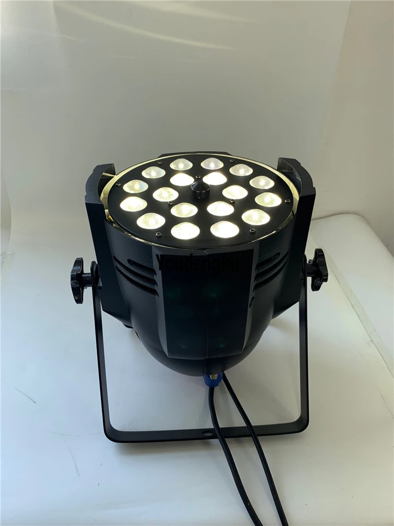 24 pcs 18*10W rgbw 4in1 dmx LED Par Light RGBW Stage par can zoom led light | Лампы и освещение