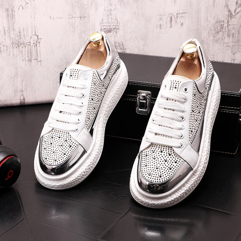 

New Chunky Sneakers Men Rhinestones Lace Up Men Causal Flats Board Crystal Shoes Moccasins Ins Sports Walking Zapatos Hombre