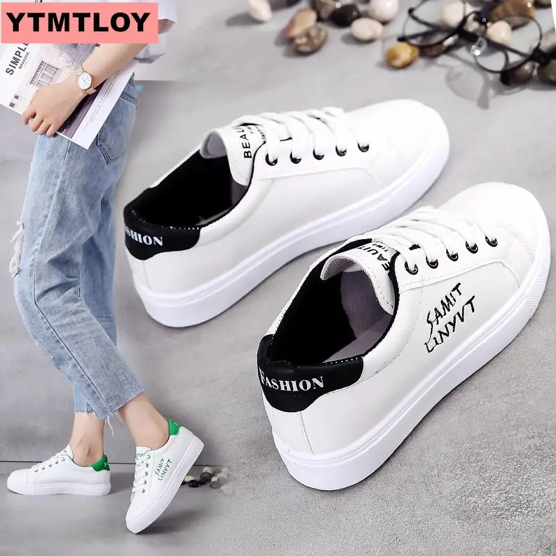 Женские кроссовки из искусственной кожи на платформе Белые Повседневные туфли с