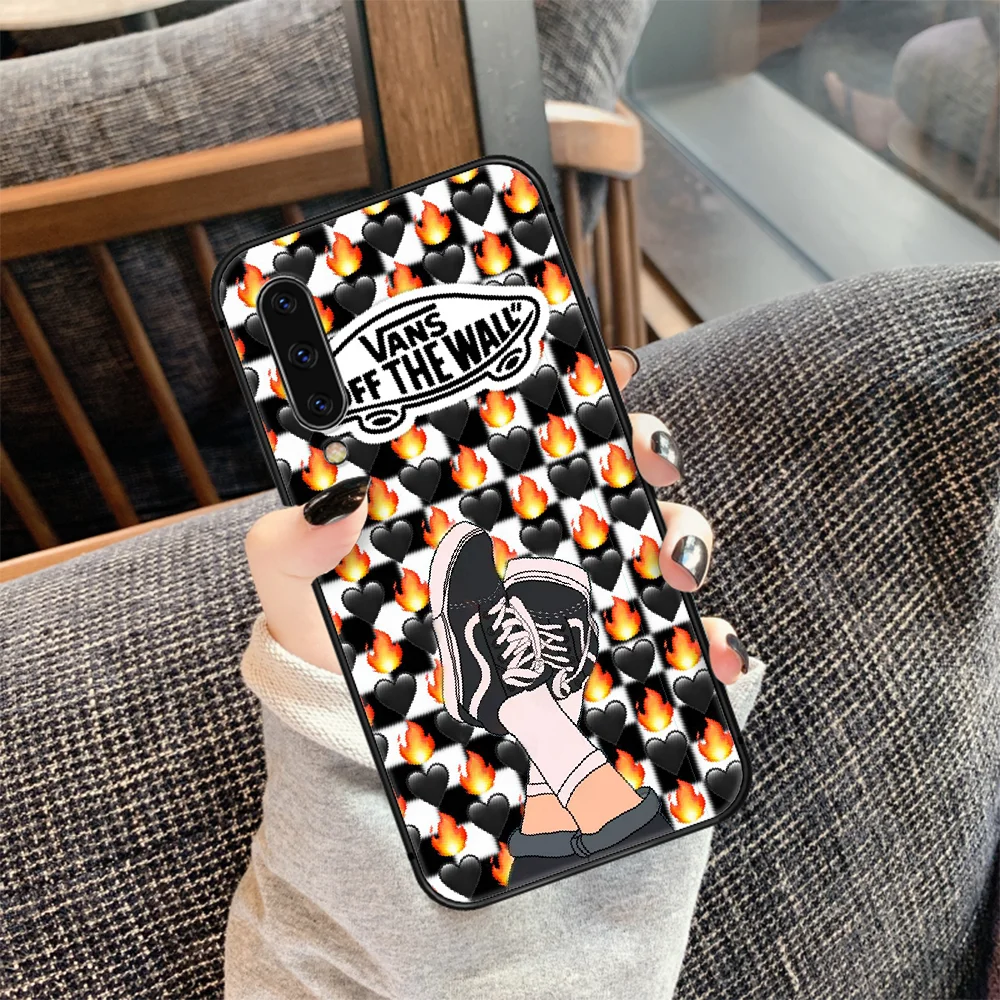 

Vane Fashion Sport Brand Shoe Phone Case Cover For Samsung Galaxy A10 A11 A20 E A21 A30 A40 A41 A50 A51 A70 A71 A81 S black