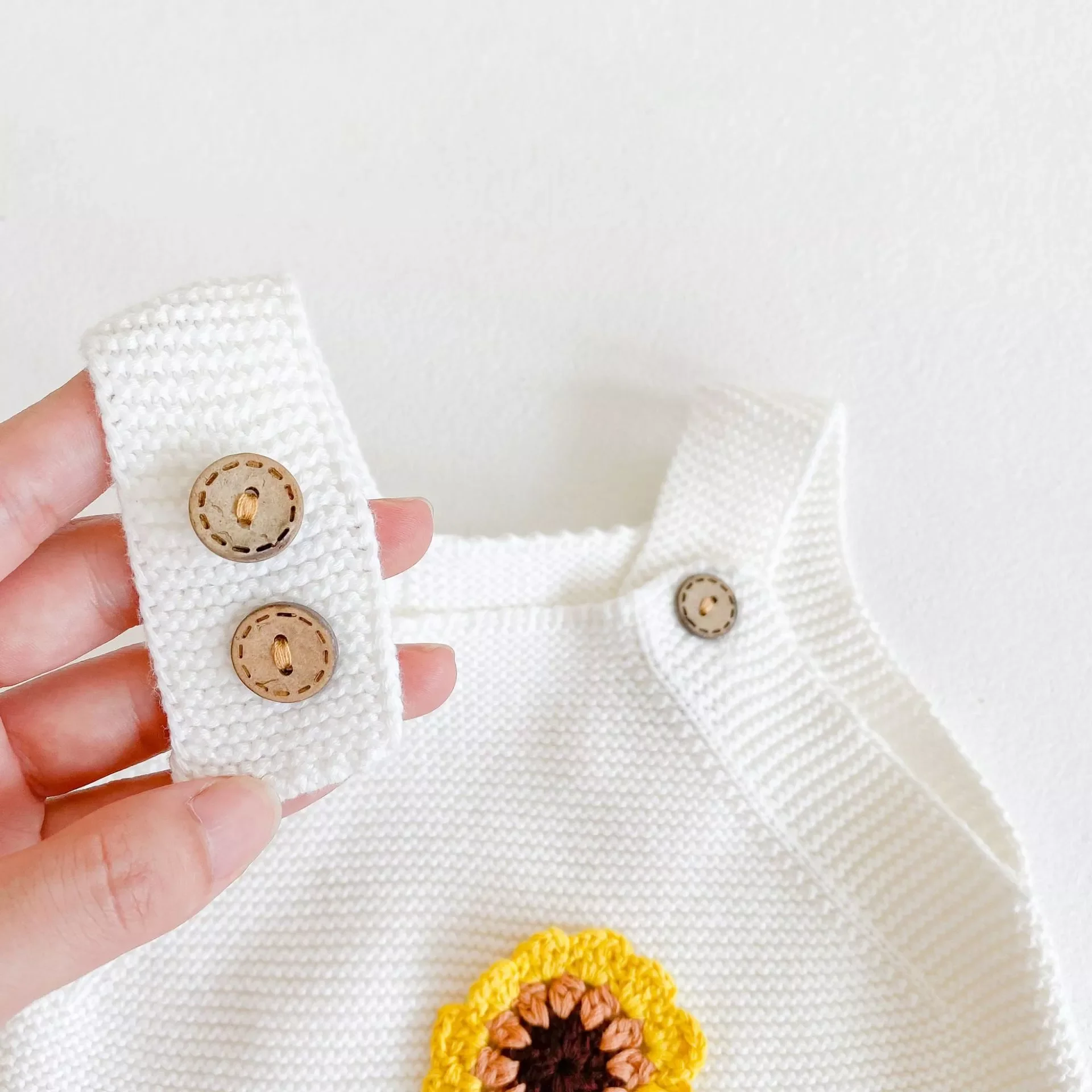

brand new Baby Girl Fashion Romper with bow headwear,long Sleeved Rompers newborns Toddlers Clothing Newborns Body Clothes