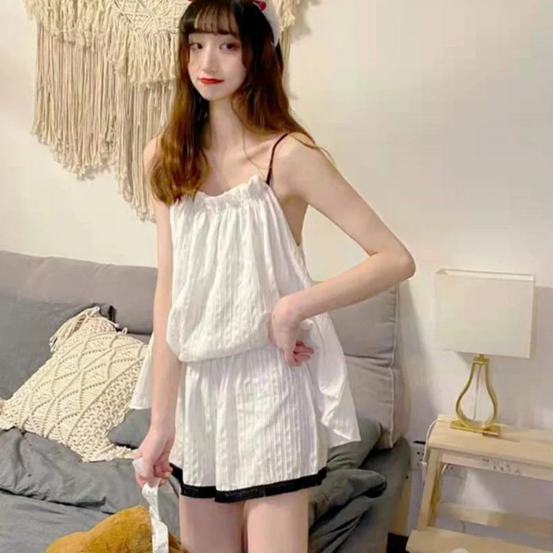 

2021 Fresh Sling Sleeveless Pajamas for Women Spaghetti Strap Loose Casual Thin Two-piece Set Sexy Loose and Casual Home Clothes