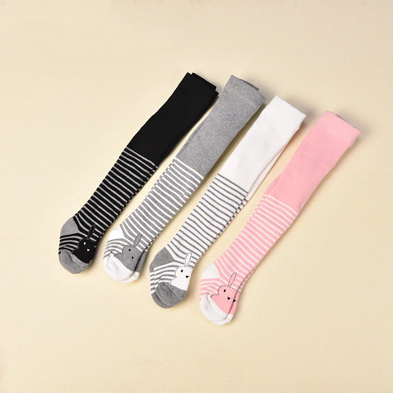 Осенне-зимние утепленные детские колготки с кроликом из мультфильма носки для