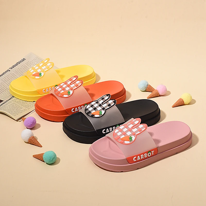

Shoes Low House Slippers Platform Slides Summer Clogs Woman Pantofle Fashion Flat Beach 2021 Luxury Massage Basic Rubber PU Rome