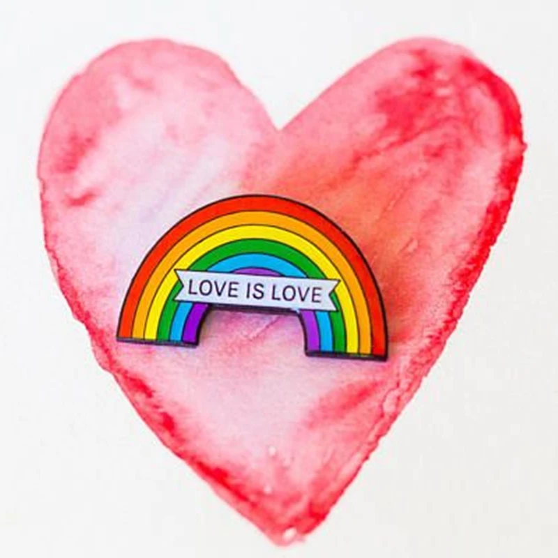 Симпатичная Радужная брошь с надписью Love Is эмалированные металлические значки