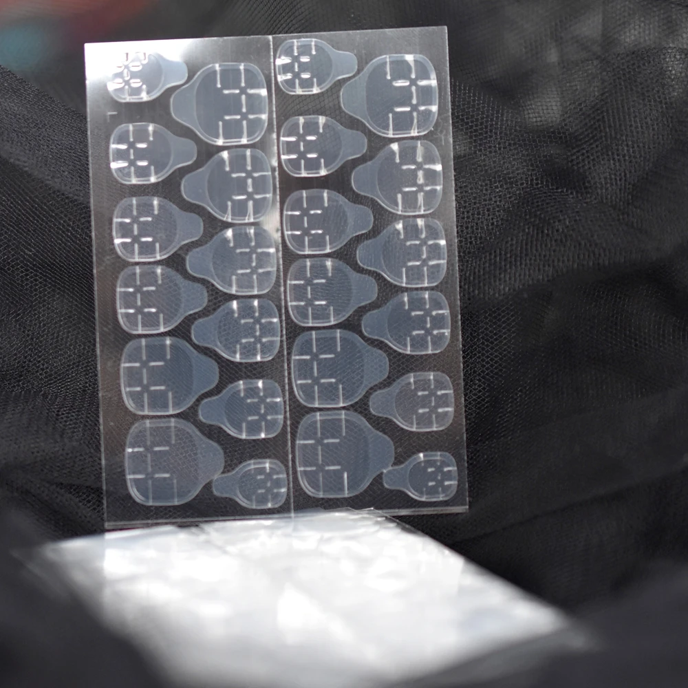 Клейкие наклейки для накладных ногтей 10 листов двусторонние прозрачные гибкие |