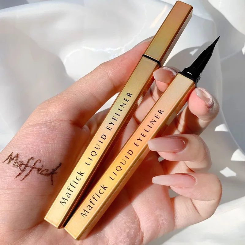 

Eye Shadow Liner Combination cosmetics Black Pen Waterproof Is Not Blooming Eyeliner Pen Quick-drying Eyeliner Colorful Effect