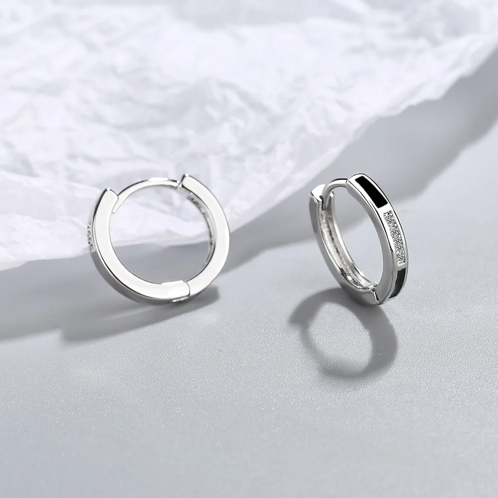 Ear Clip Women's Japanese and Korean Stud rings Simple Fresh Cute Epoxy Fashion  Jewelry Xzeh637