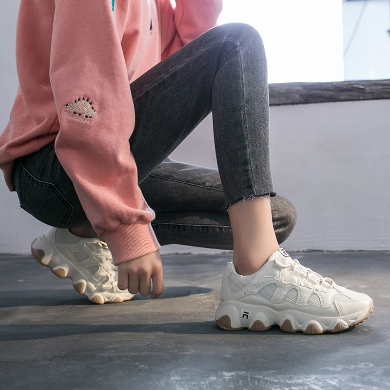Женская Повседневная обувь Модные дышащие женские кроссовки на плоской подошве