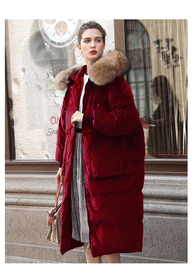 Женское длинное пальто на утином пуху зеленое и темно-синее бархатное с