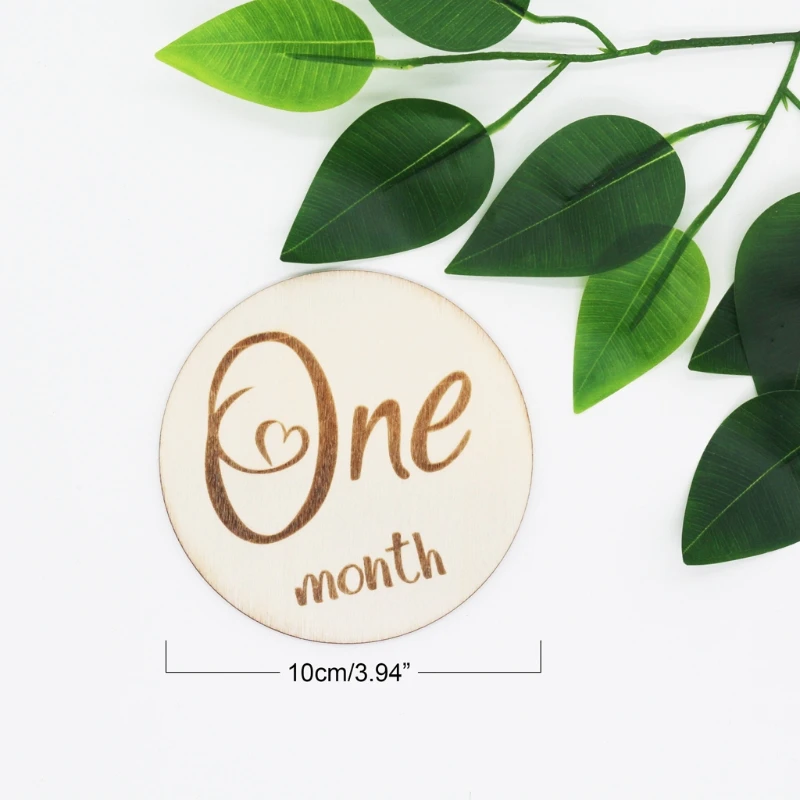 

Baby Milestone Card Wooden Newborn Monthly Commemorative Card Photography Props