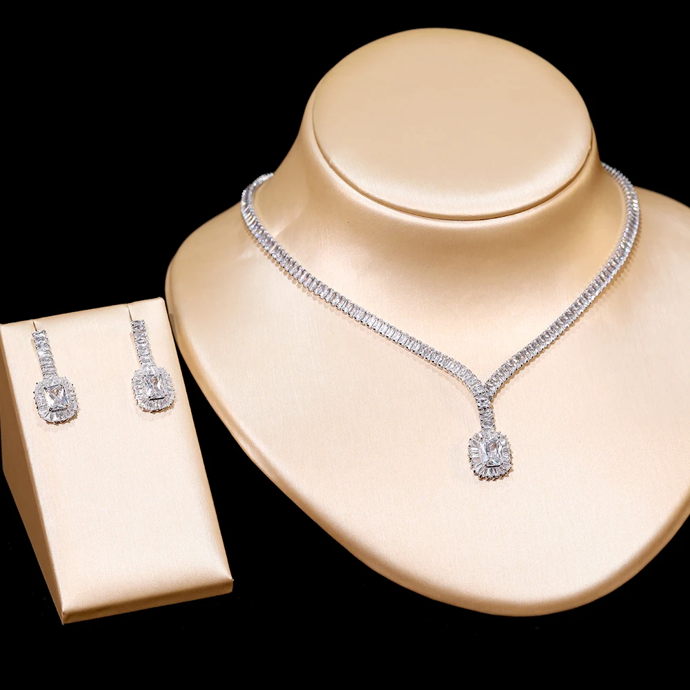 

ASNORA Fashion Female Princess Cubic Zirconia Silver Pendant Necklace And Earrings For Ladies Party Jewelry Gifts X-01159