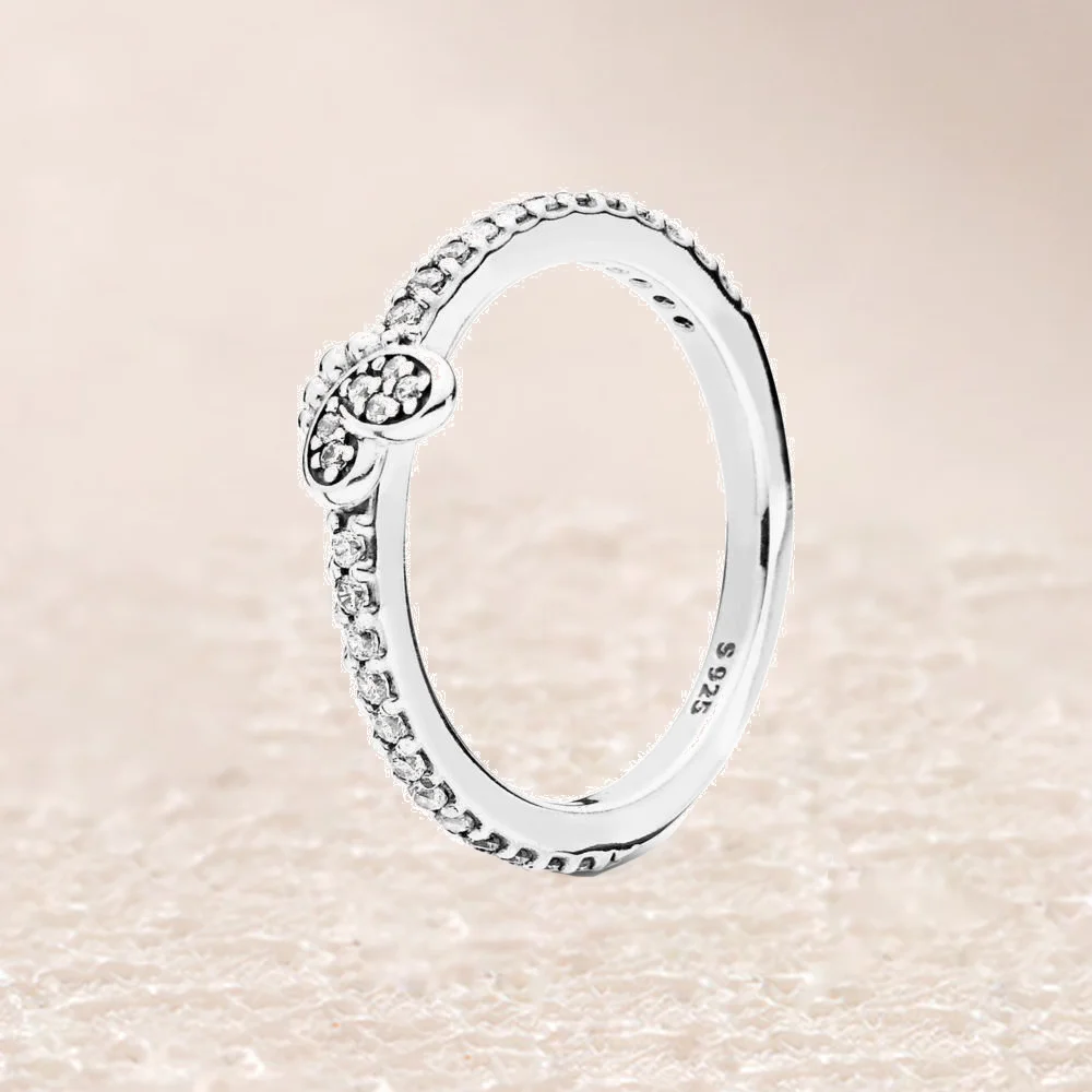 

197948CZ Bedazzling Butterfly Ring