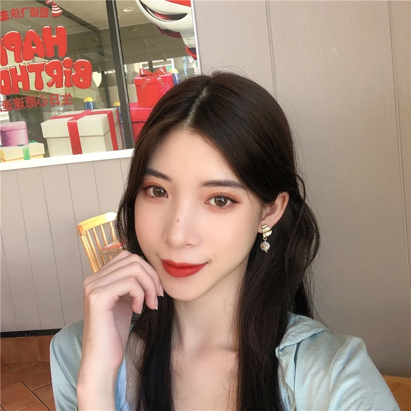 

Baroque Pearl Earring Korea Contracted Super Fairy Maiden Temperament Earrings Women Jewelry Gifts