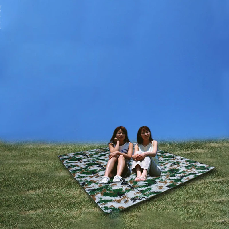 

Thickened camouflage aluminum film moisture-proof pad Waterproof Beach Blanket Folding Camping Mat Portable Outdoor Picnic Mat