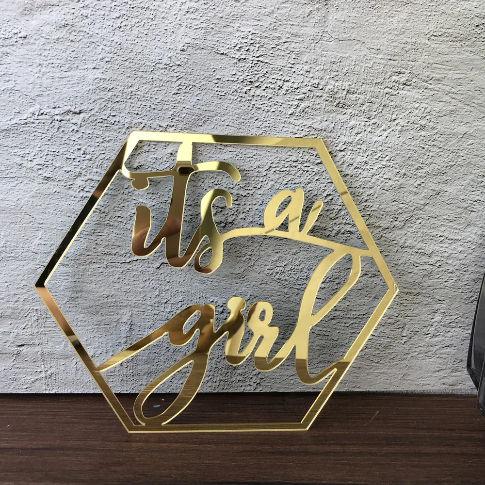 О ребенок шестиугольник стиль знак золотой зеркало с днем рождения это