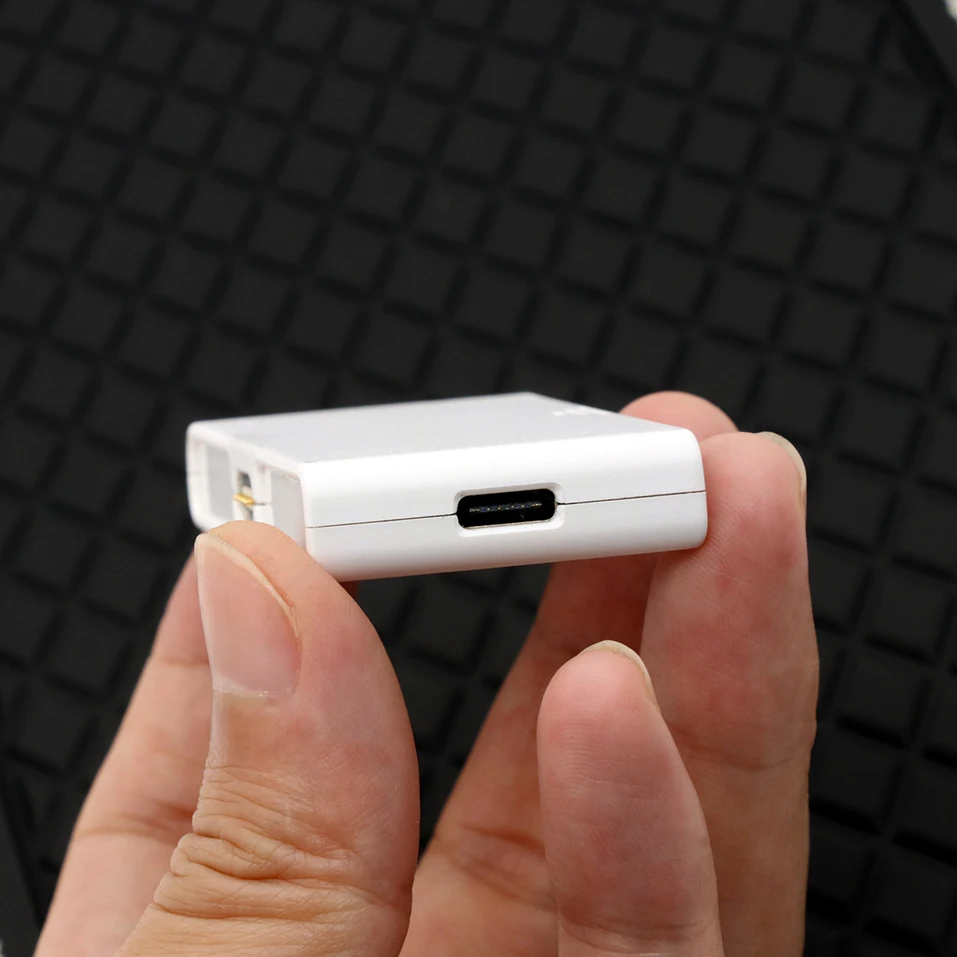 GKFLY портативное автомобильное зарядное устройство высокой мощности магнитный