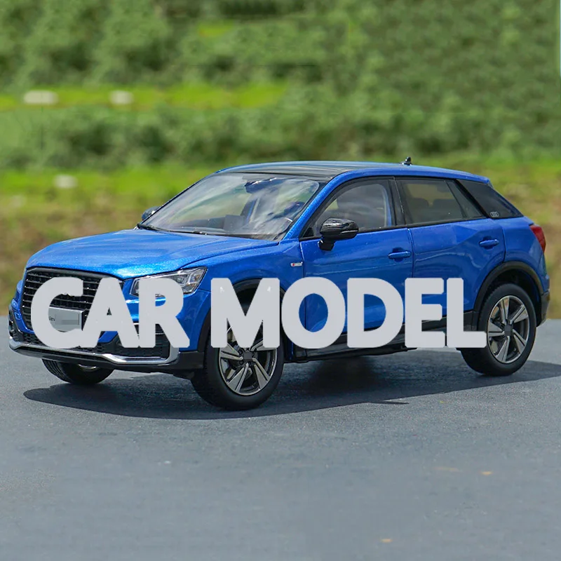 

1:18 Alloy Toy Vehicles 2019 Q2L SUV Car Model Of Children's Toy Cars Original Authorized Authentic Kids Toys
