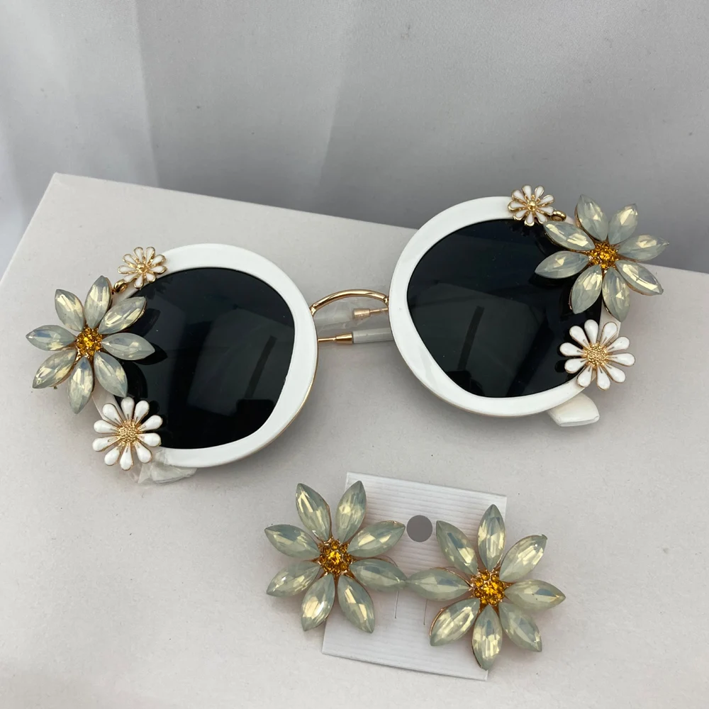 Новые модные дизайнерские роскошные солнцезащитные очки Стразы для женщин и