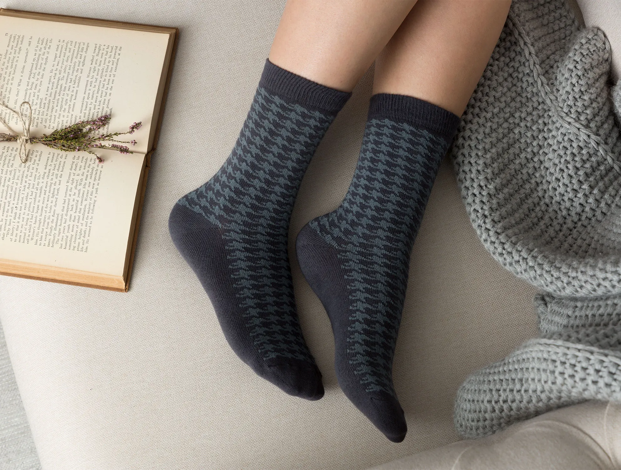 Pied De Poule Women's Socks - Black