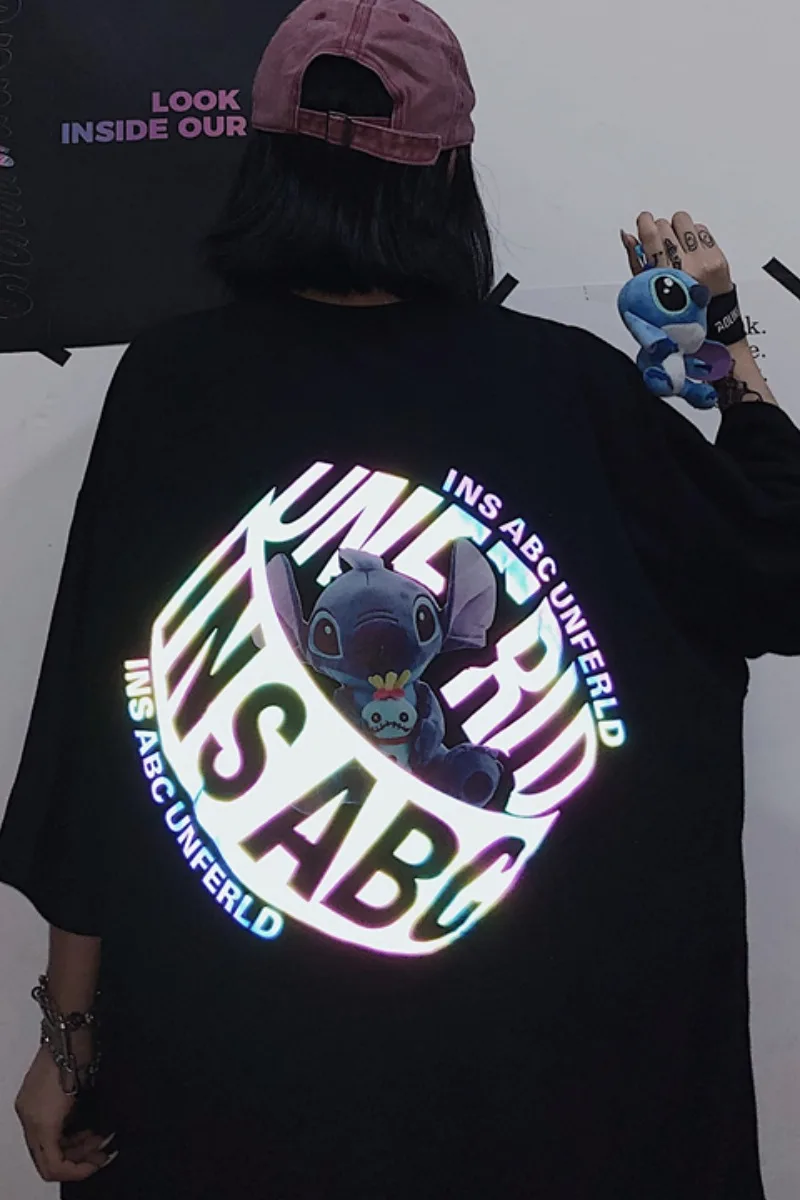 

WHOHOLL Short Sleeve Women T-shirt 2021 Summer Hip Hop Reflective Printing Loose T-shirt Black Streetwear Harajuku Women Top