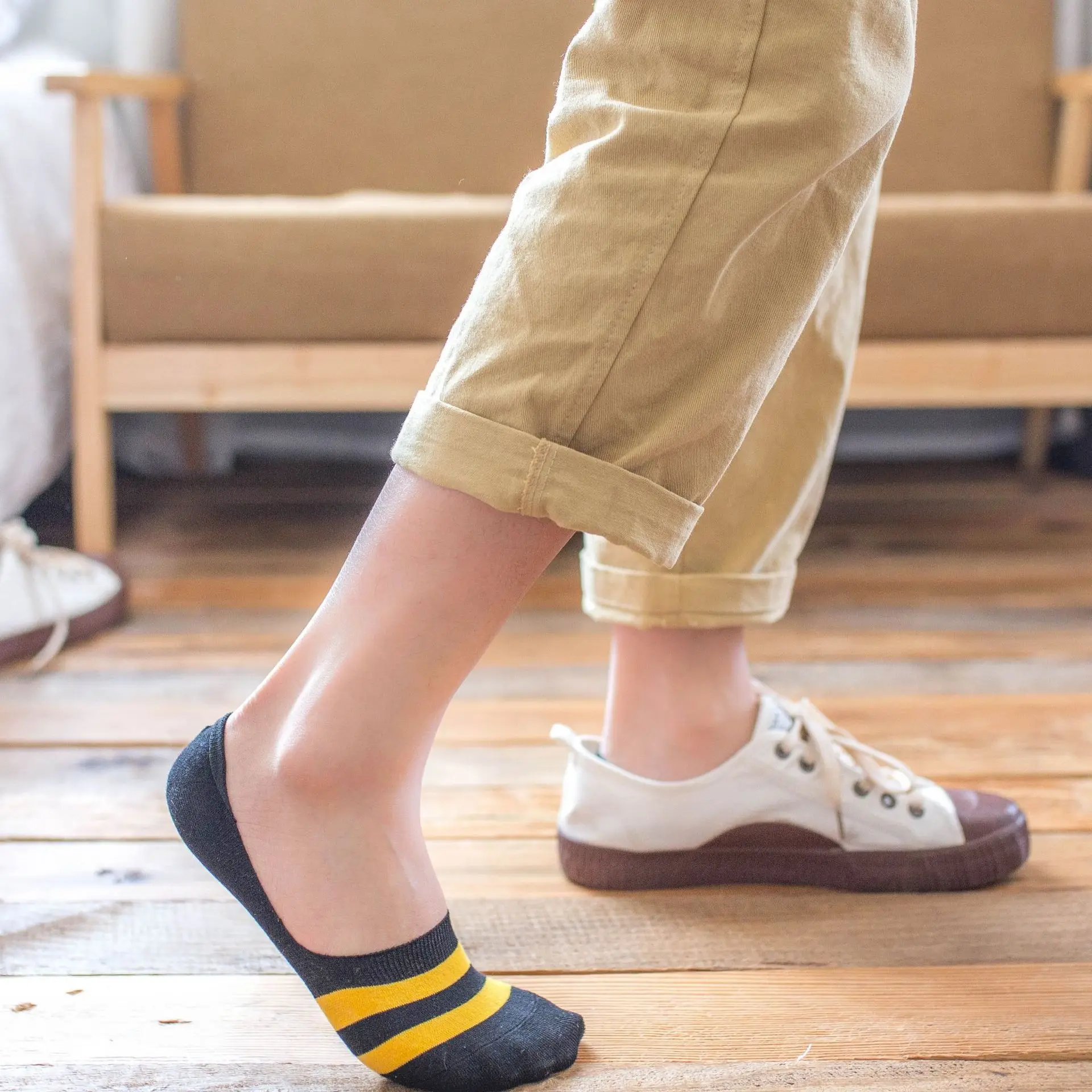 

5 пар/набор Для мужчин Летняя обувь на тонком низком-Cut Скрытая хлопковые носки Силиконовое противоскользящее покрытие низкие спортивные вп...