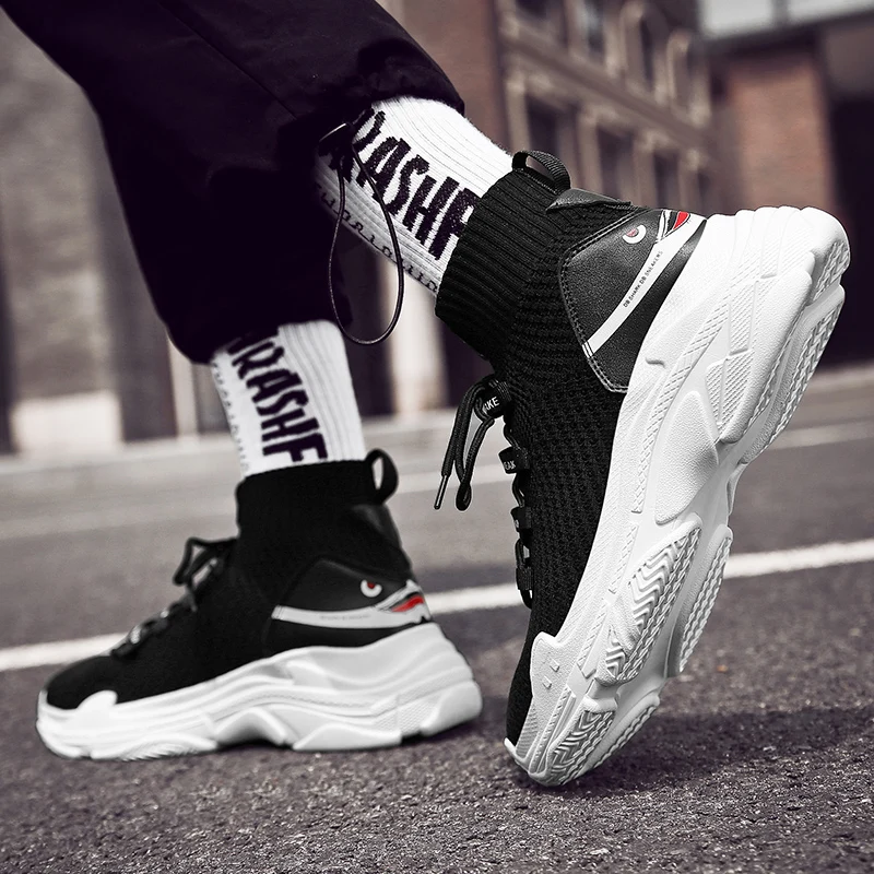 Кроссовки-носки женские Нескользящие из ткани на толстой подошве увеличивающие