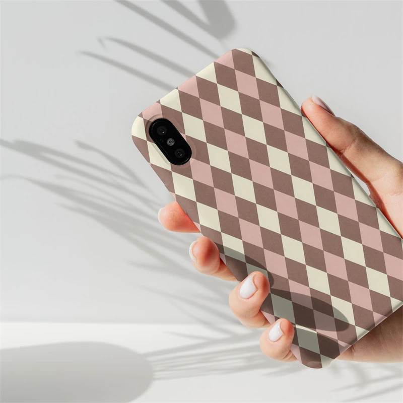 

2021 NEW Checkered Case For iPhone 12 11 Pro Max Mini X XR XS Max 7 8 6s Plus SE 2020 Shockproof Soft Cover 2021 NEW