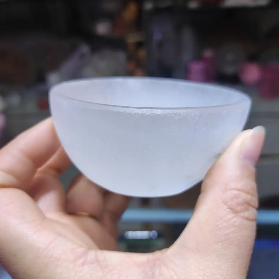 

1pcs 100% natural Gypsum bowl quartz stone healing crystal bowl for home decoration and reiki