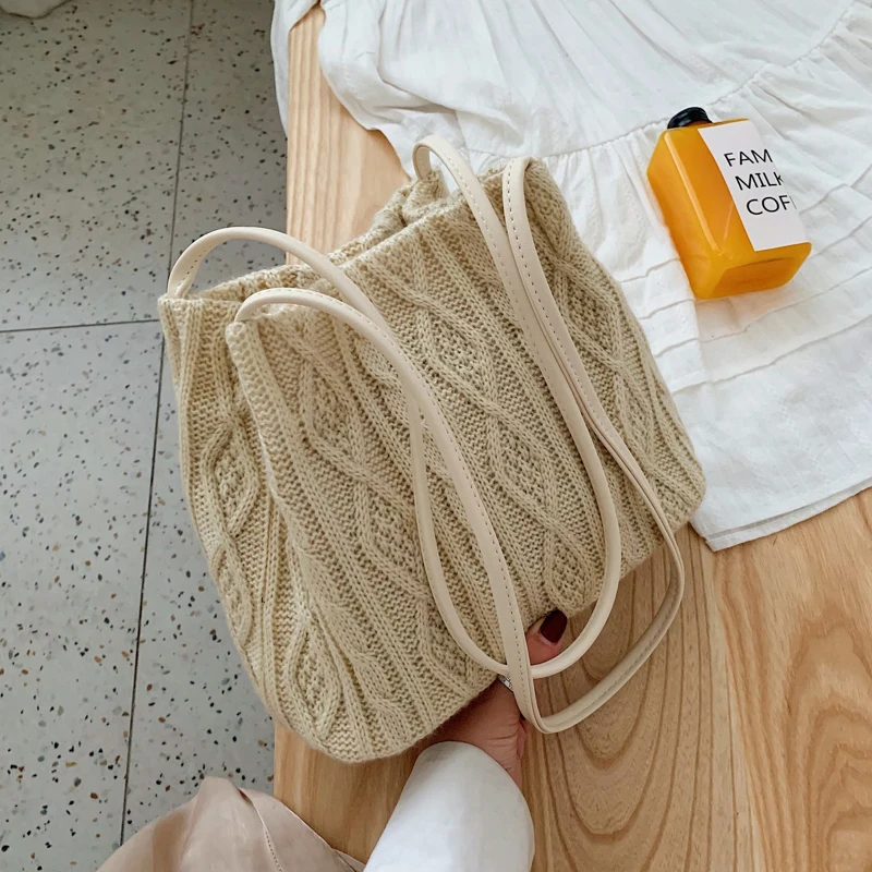 

2022 Knitting Bucket Bag Solid Color Women Shoulder Bag Casual Autumn New Arrive Large Capacity Girl handbags and purses