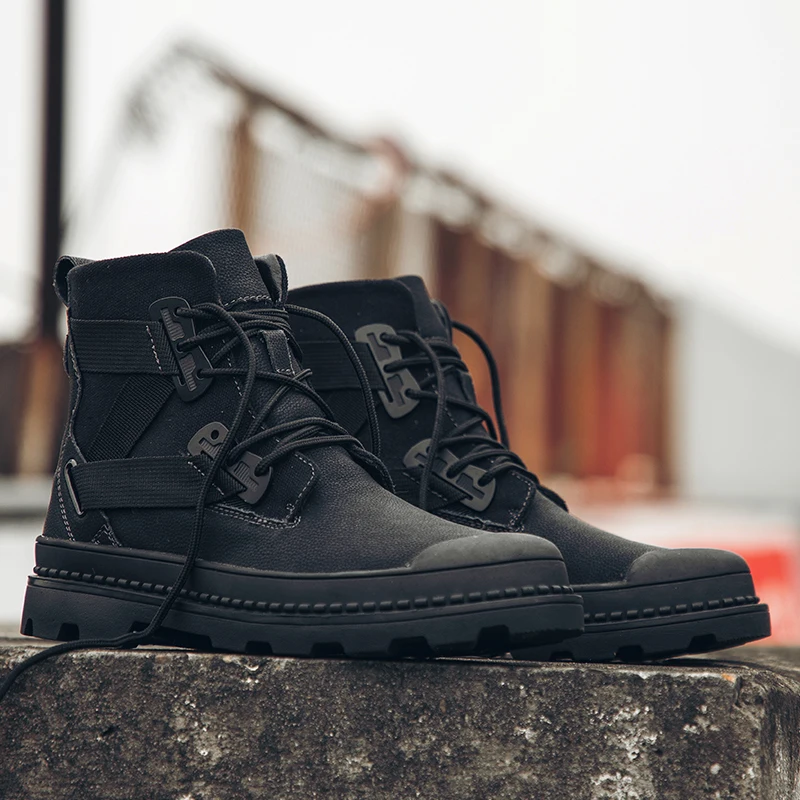 

Men's Shoes