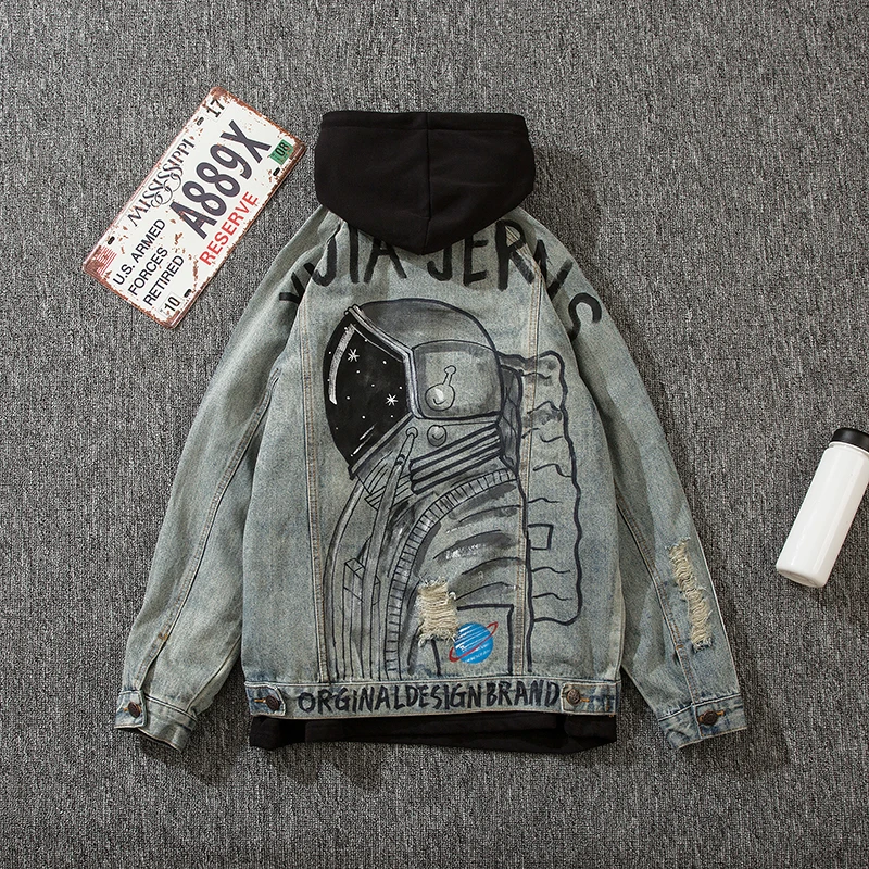 

Harajuku Astronaut Letter Painted Sleeves Ribbons Jeans Coat Men and Women Washed Retro Streetwear Oversize Hole Denim Coat