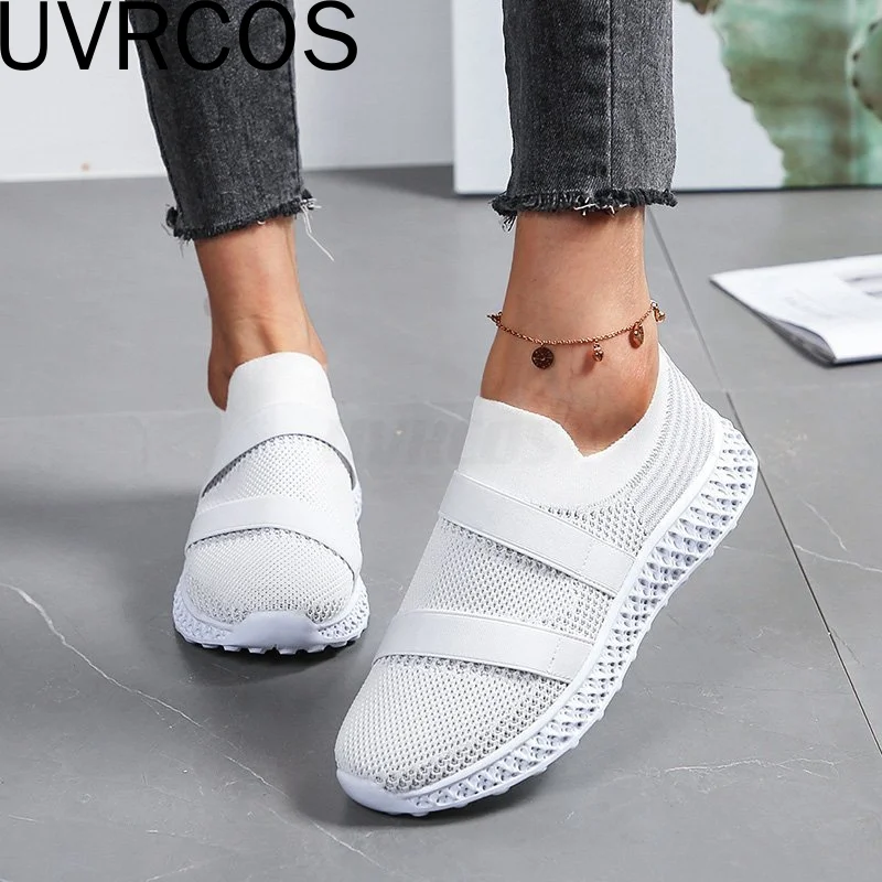 

Womens Sports Shoes White Tennis Shoes Breathable Lightweight Vulcanized Shoes Flat Casual Shoes Outdoor Non-slip Walking Shoes