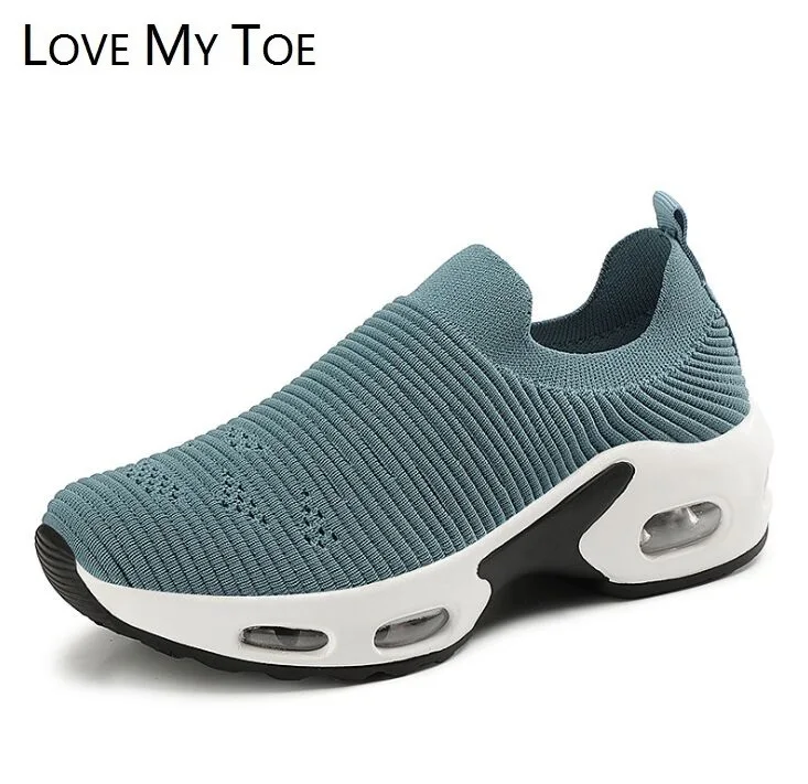 2020 Повседневная Женская дышащая обувь на танкетке с воздушной сеткой женская