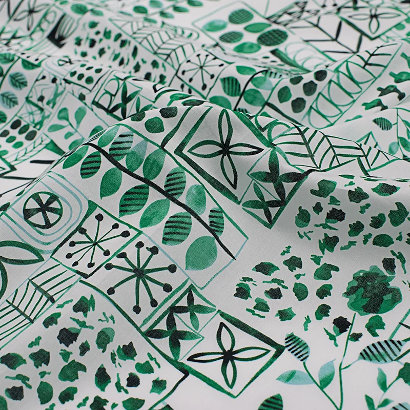 Ткань из чистого хлопка с окрашенными зелеными листьями Для платья тканевая