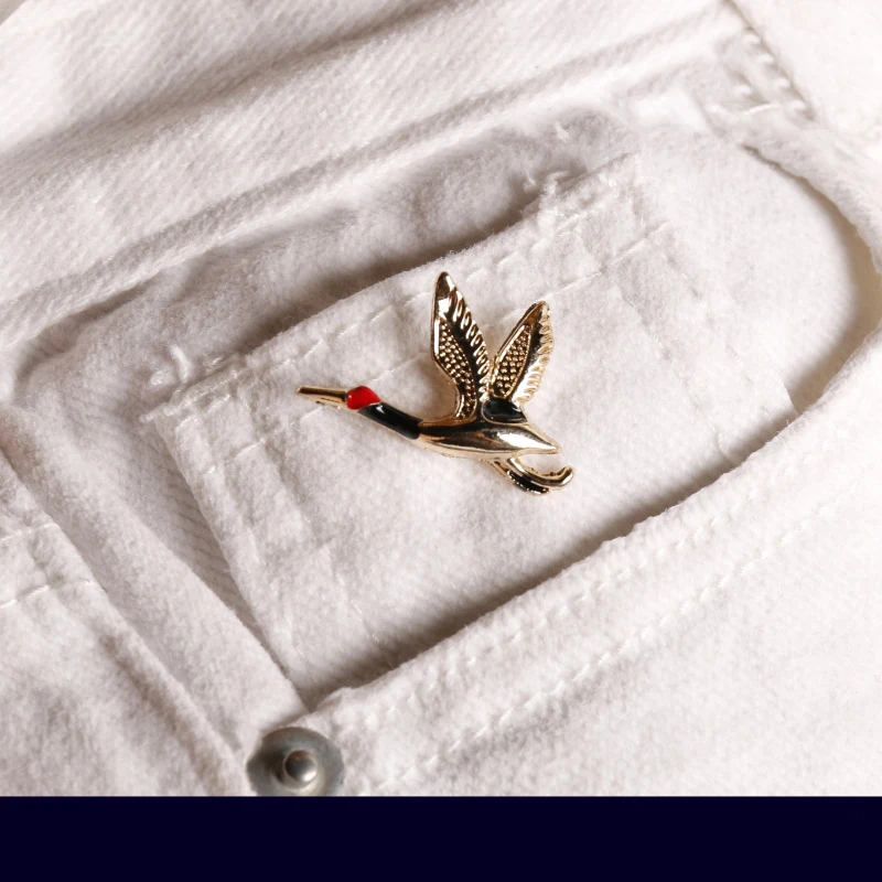 Женские аксессуары брошь для Блузы красный топ Лебедь маленький воротник игла