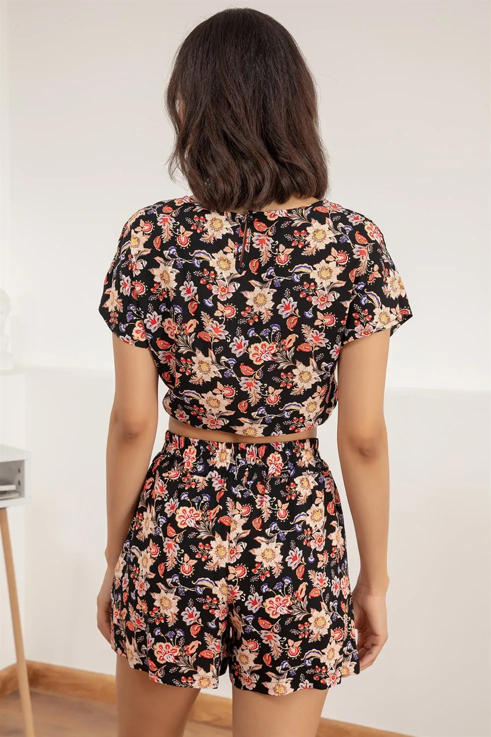 

Ethnic Pattern Shorts Suit-BLACK