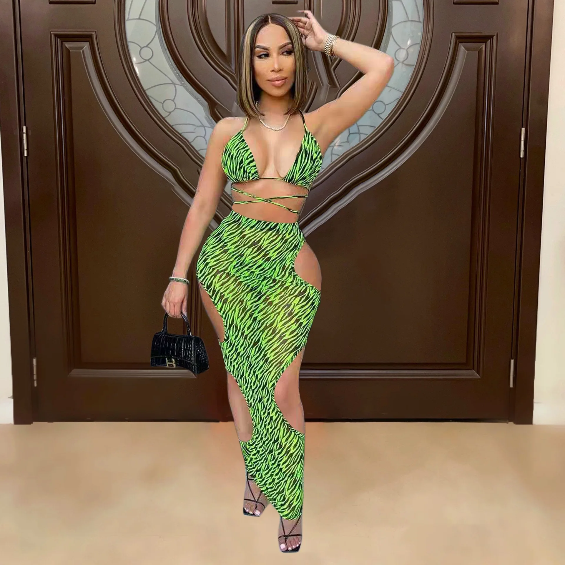 

2021 Summer New Women's Sexy Fashion Print Bikini + Hollow Skirt Swimsuit Three-Piece Suit Beach Style Swimsuit