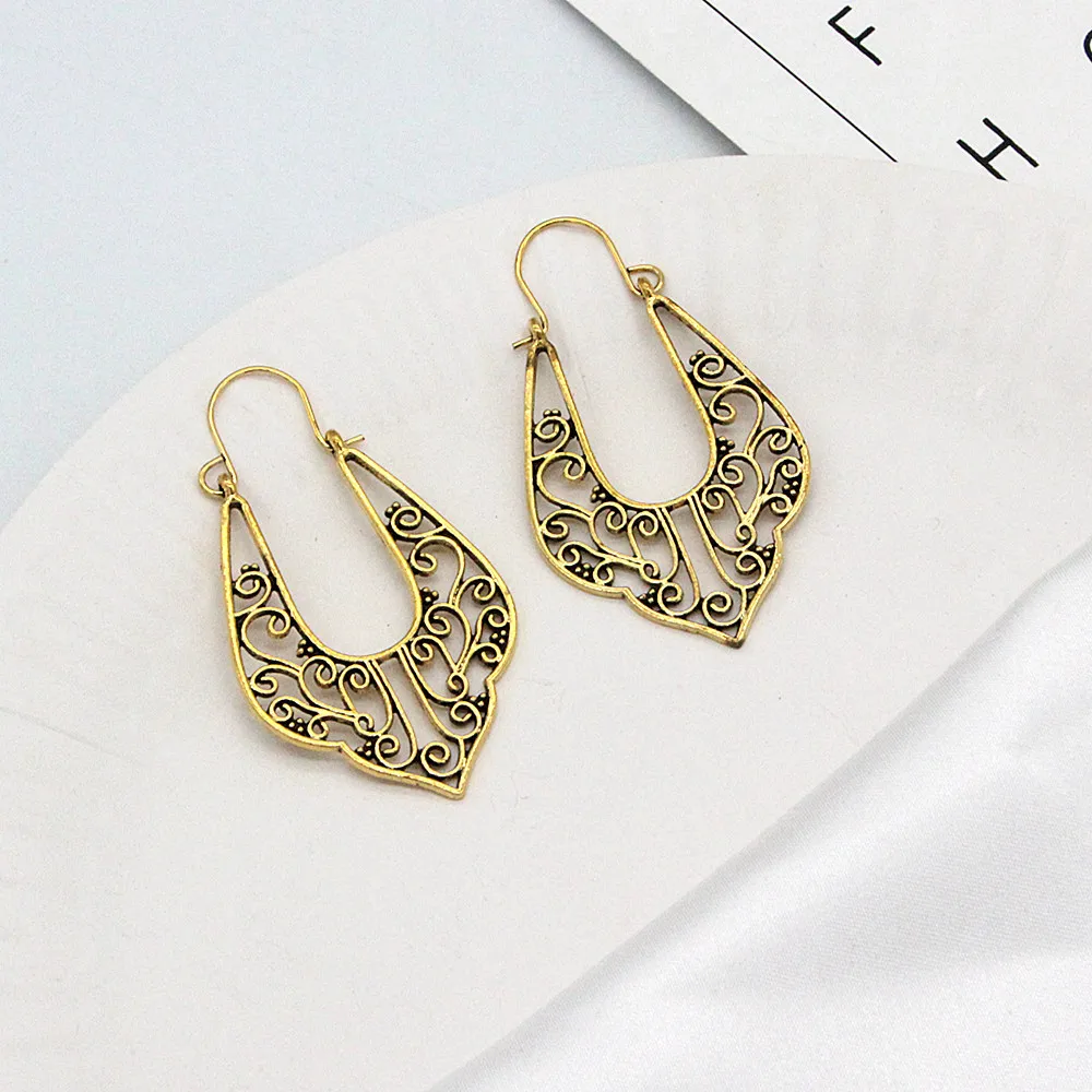 

New hot sale fashion retro palace hollow pattern personality geometric rhombus ethnic style female earrings
