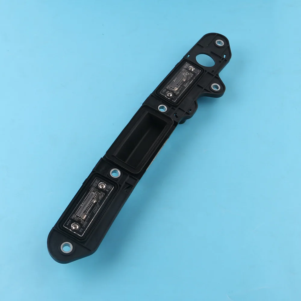 Задняя Крышка багажника крышка встряхните рукоятку номерной знак светильник с