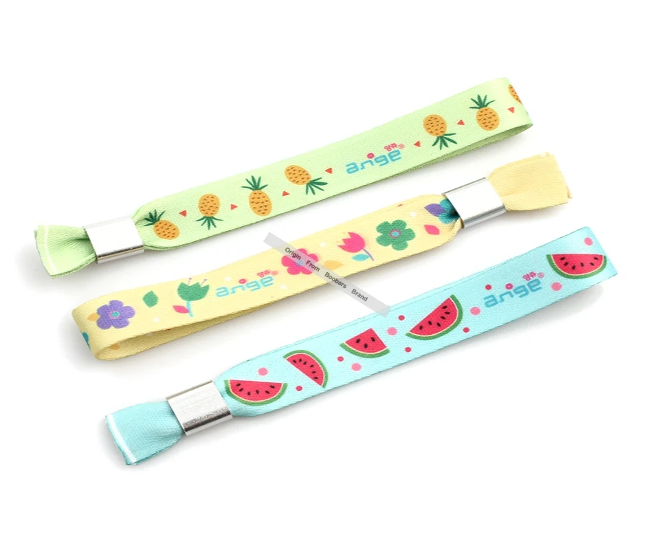 

Cheap promotional gift custom Logo Text Design Custom Print giveaway wristband 15mm*35cm plastic slide lock For Concert Fans