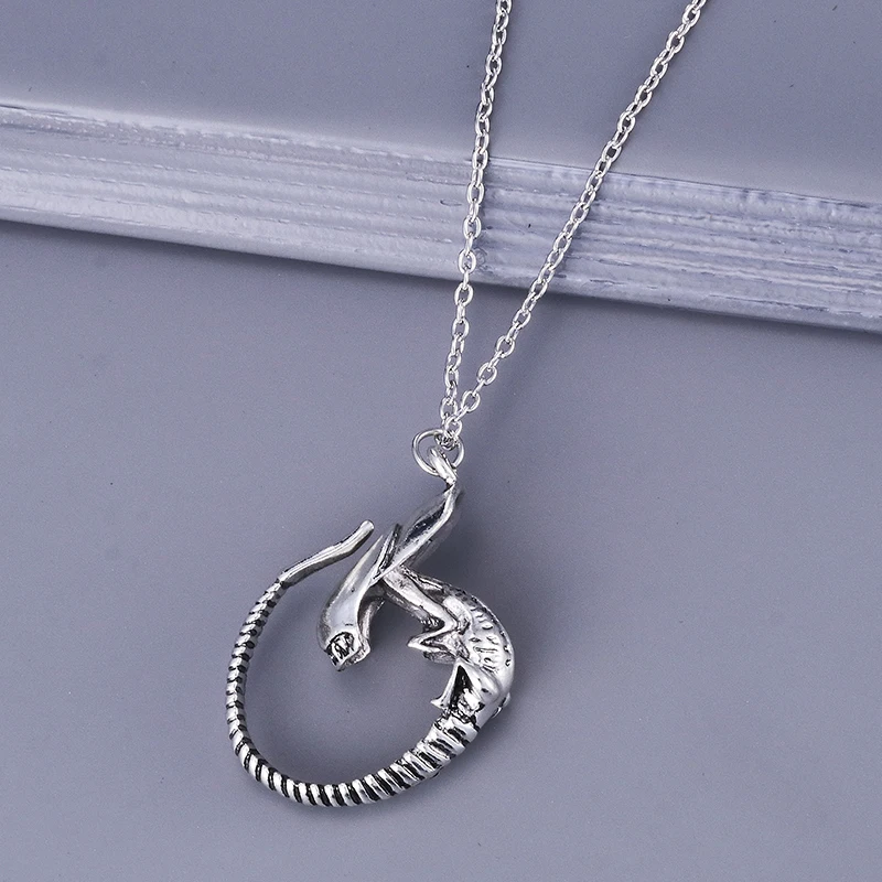 Модная бижутерия винтажное очаровательное античное ожерелье с подвеской