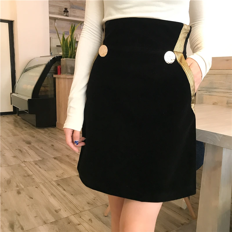 Женская Бархатная мини юбка MUMUZI черная винтажная облегающая с золотыми