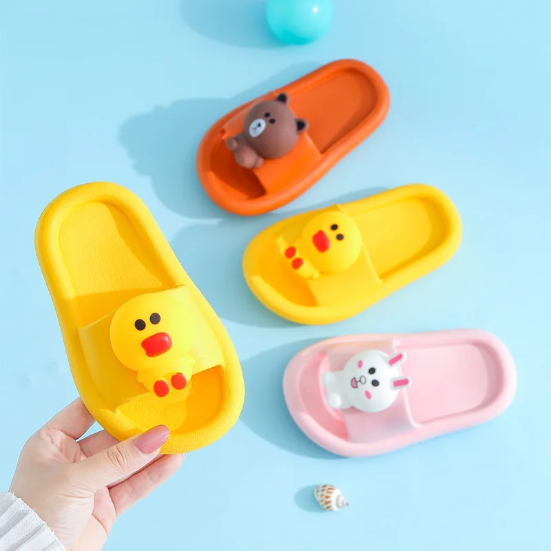 Шлепанцы для девочек-медведей модная Уличная обувь детей пляжные сандалии