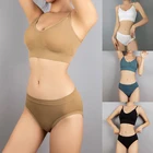 Комплект женского нижнего белья из бюстгальтера без косточек и трусиков