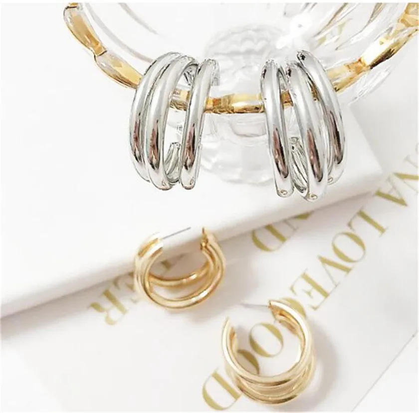Женские серьги-кольца золотистые серебристые минималистичные с толстой трубкой